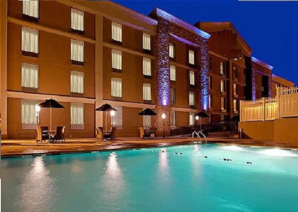 Days Hotel By Wyndham North Bergen Exterior foto