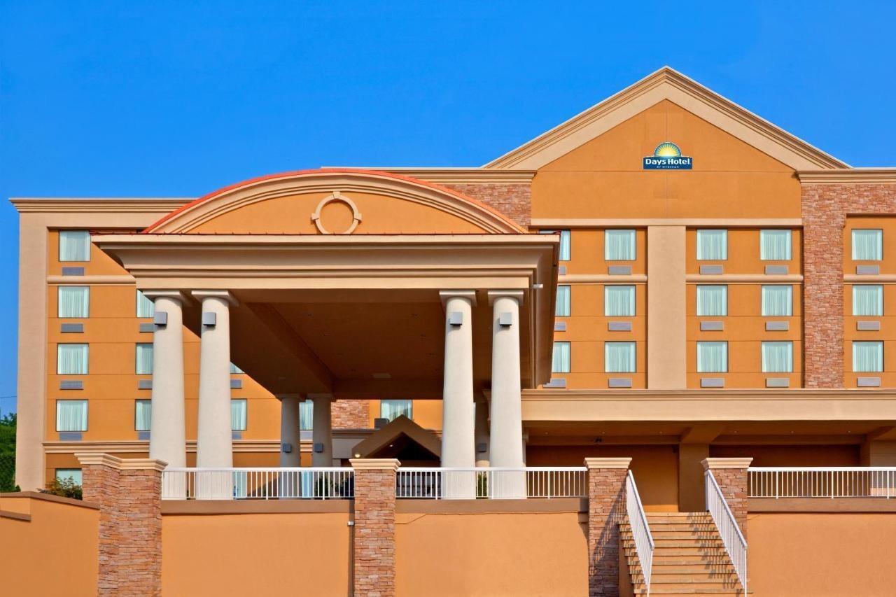 Days Hotel By Wyndham North Bergen Exterior foto