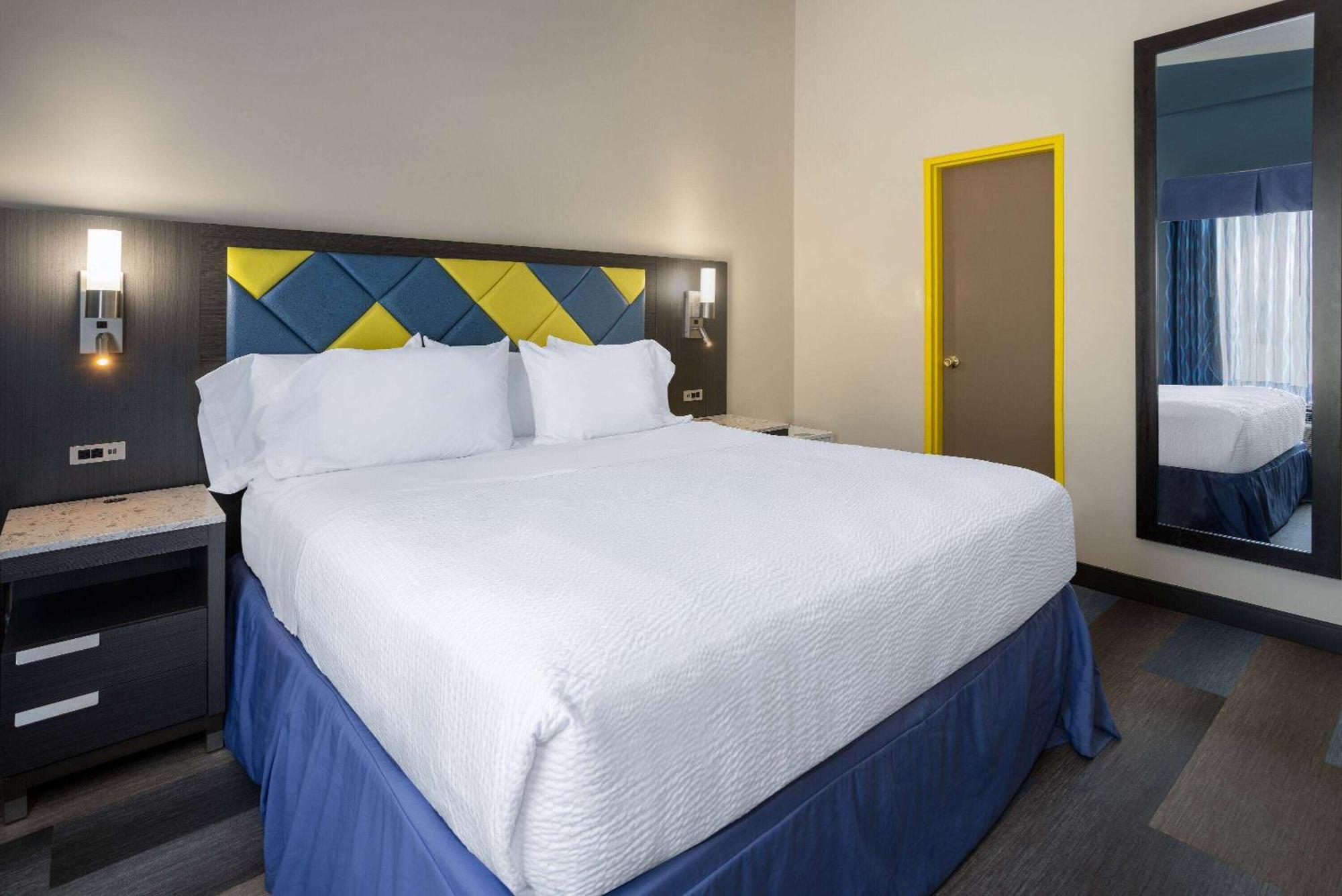 Days Hotel By Wyndham North Bergen Exterior foto