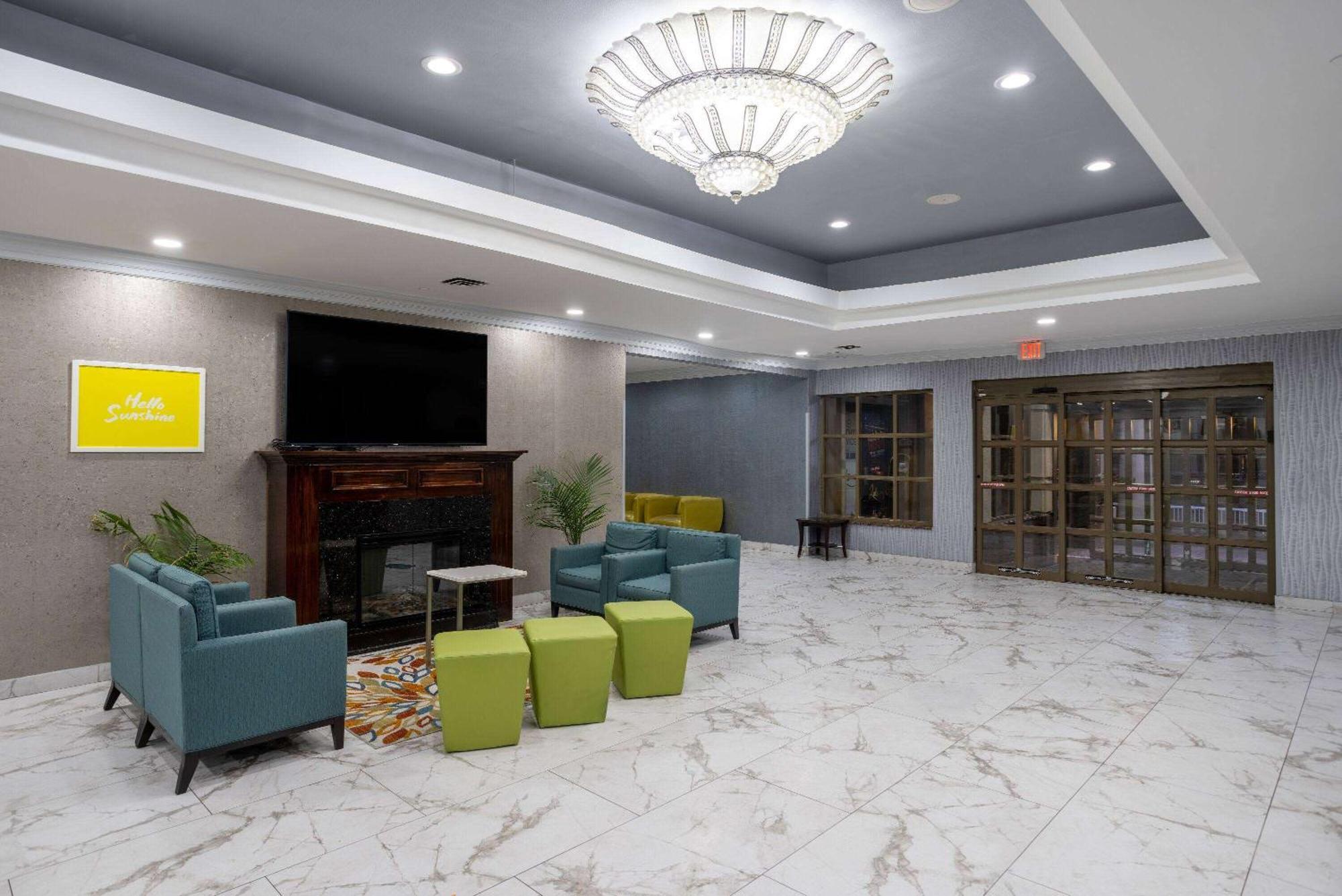 Days Hotel By Wyndham North Bergen Exterior foto