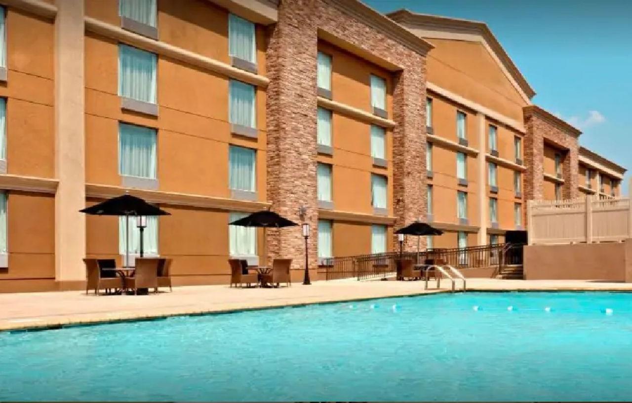 Days Hotel By Wyndham North Bergen Exterior foto